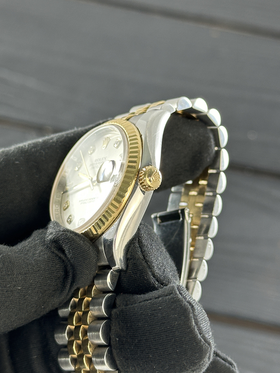 Часы Rolex  Datejust 36Mm Steel & Yellow Gold Silver Dial  116233