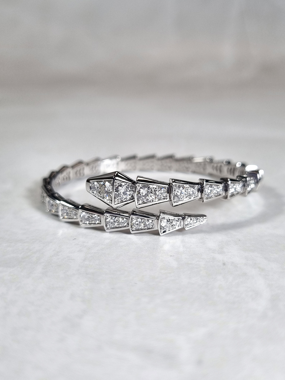 Украшение Bvlgari  Serpenti Viper Bracelet  351844 