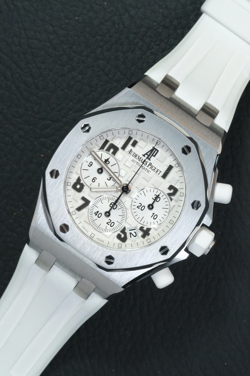 Часы Audemars Piguet  Royal Oak Offshore Chronograph 37Mm  26283st.oo.d010ca.01