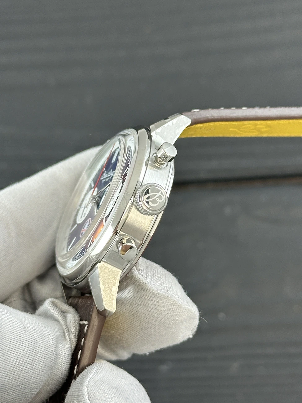 Часы Breitling  Top Time B01 Shelby Cobra  AB01763A1C1X1