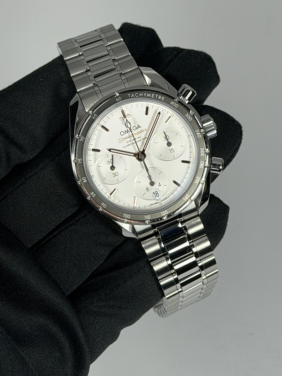Часы Omega  Speedmaster Co-Axial Chronograph 38 Mm  324.30.38.50.02.001