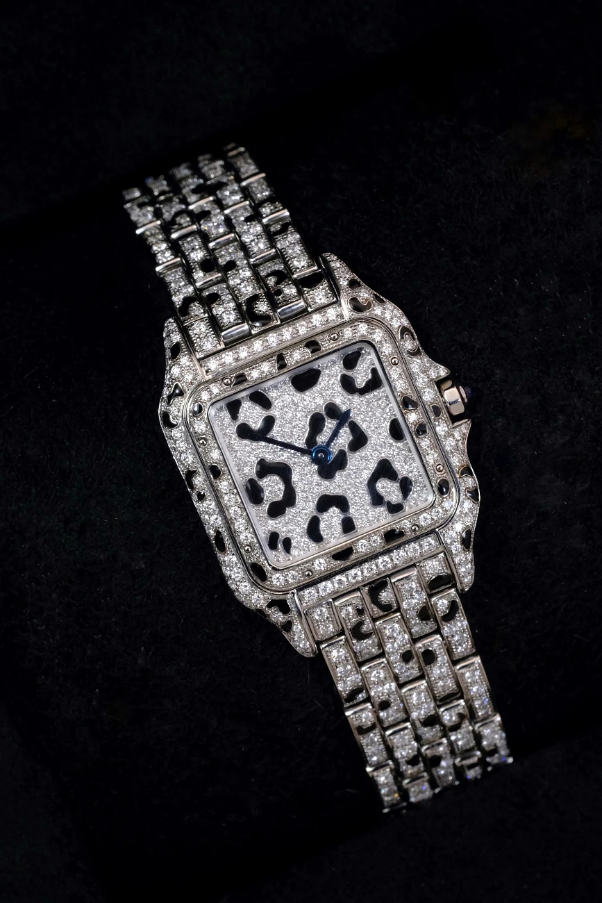 Часы Cartier  Cartier Panthere De Cartier Full Diamond Custom Hpi01096  WSPN0007 HPI01096