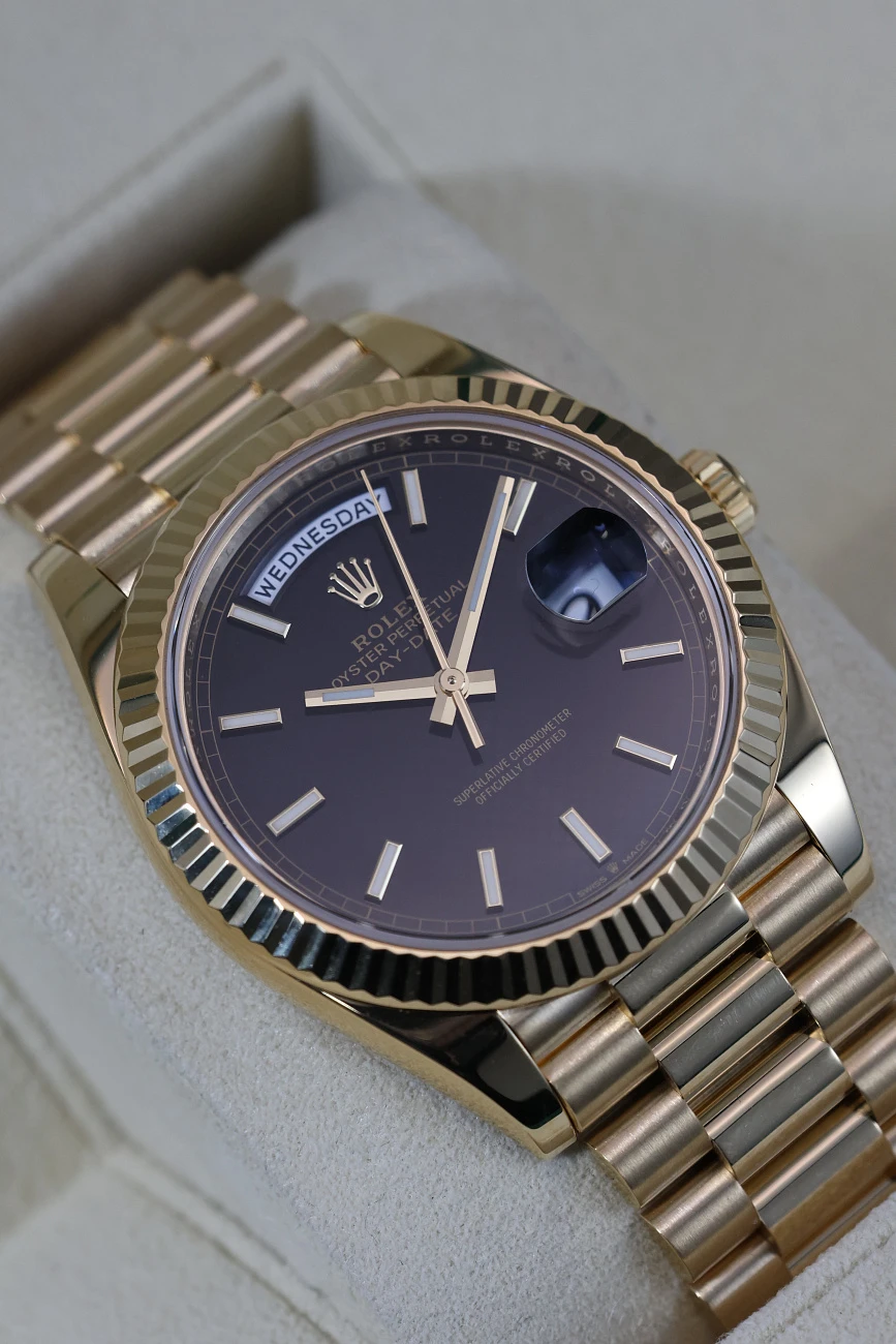 Часы Rolex  Day Date 40Mm Yellow Gold  228238