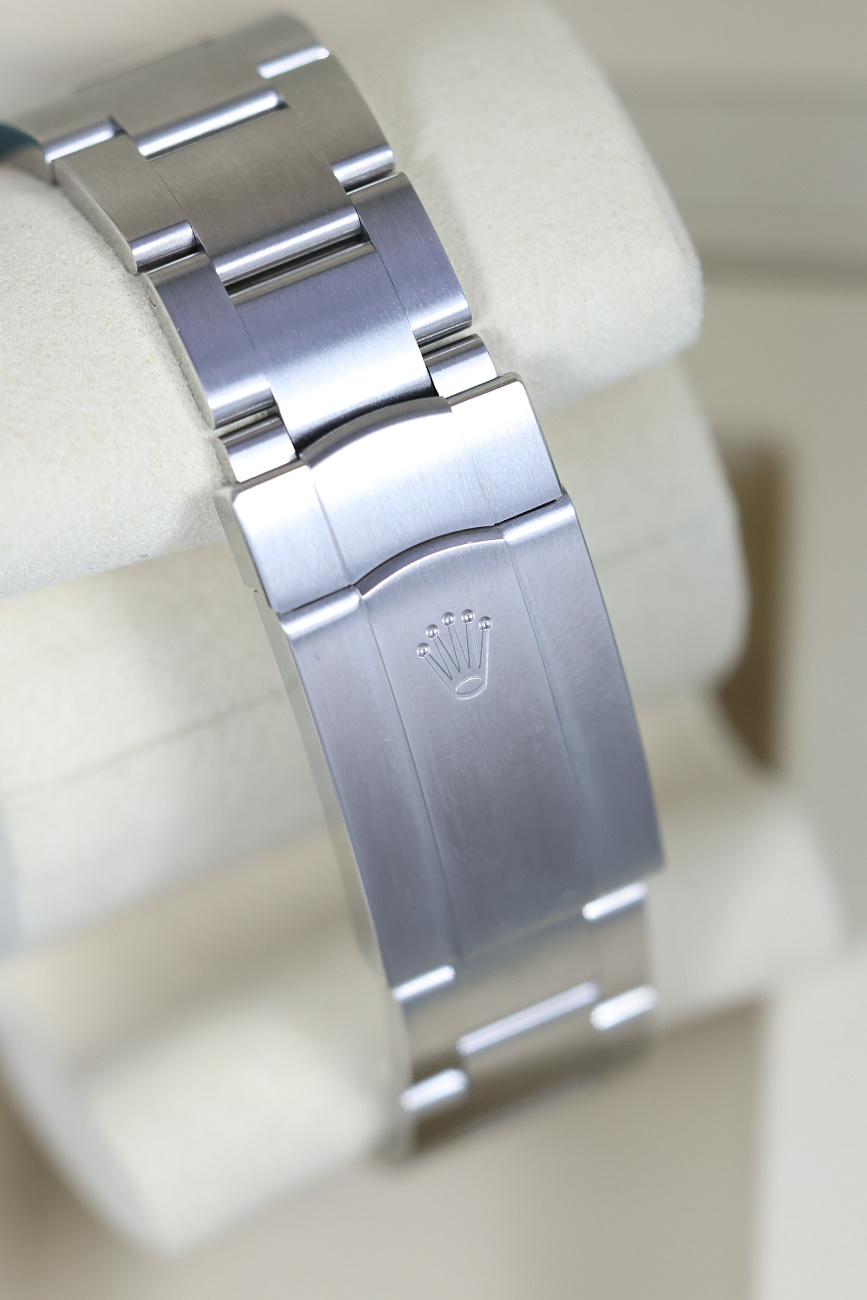 Часы Rolex  Oyster Perpetual 41 Mm Candy Pink Dial New Model  134300