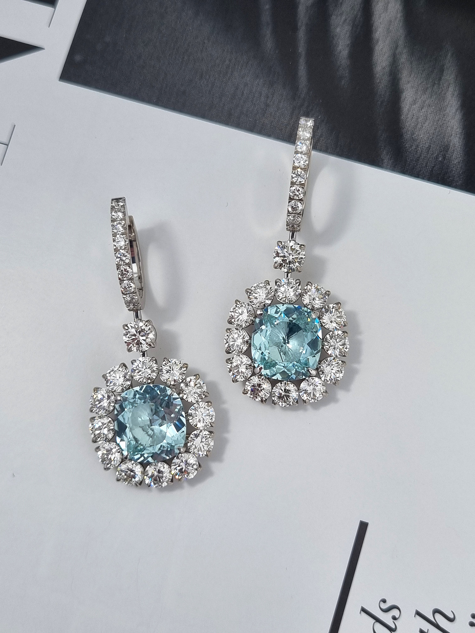 Украшение GIA  Серьги с турмалинами "Параиба" 5,16/5,40 ct.   