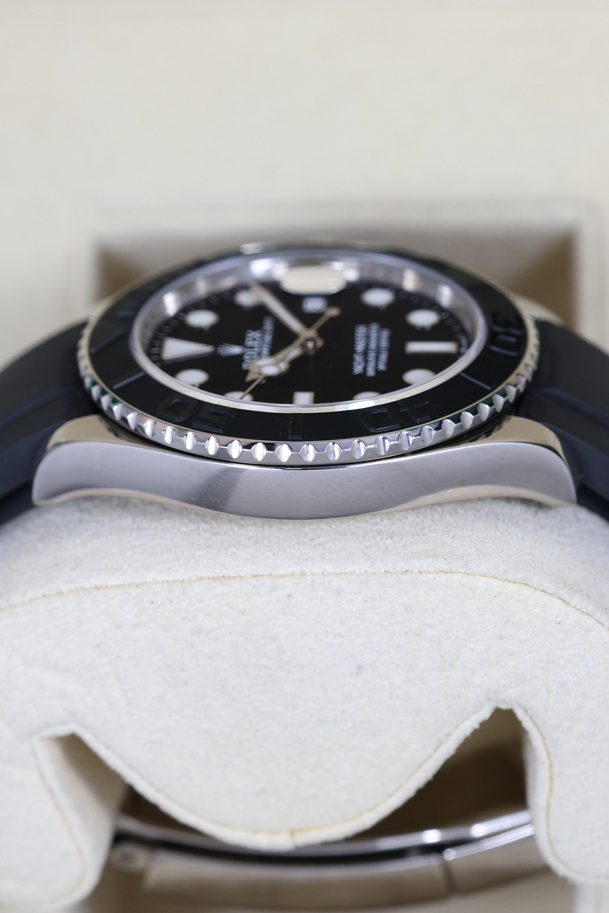 Часы Rolex  Oyster Perpetual Yacht-Master 42 Mm 18K White Gold  226659