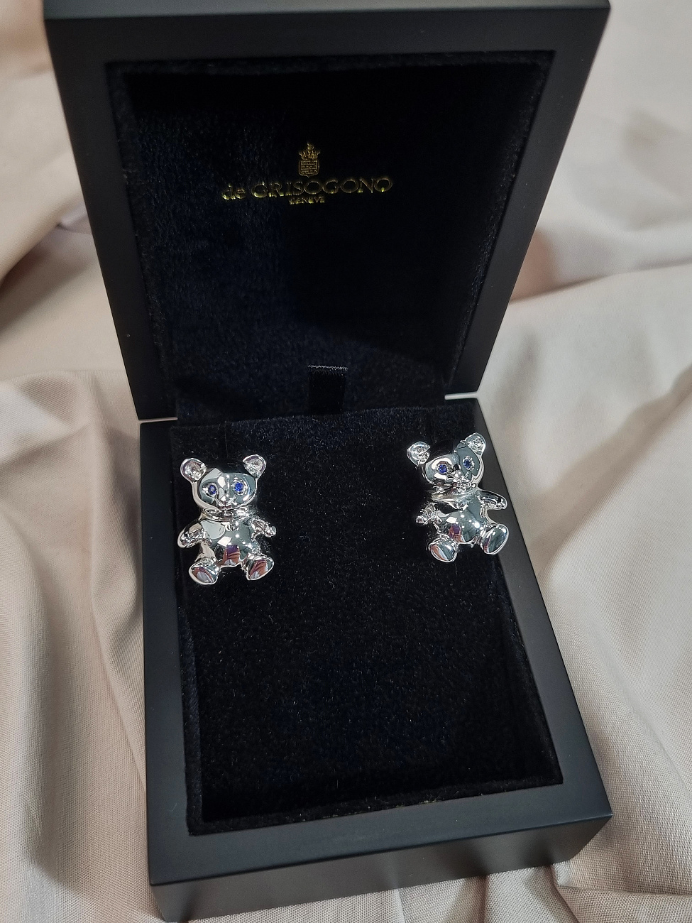 Украшение De Grisogono  Baby Bear Cufflinks   