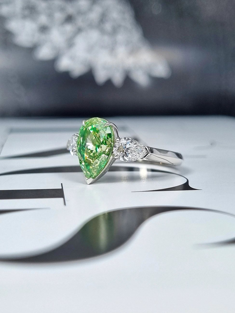 Украшение GIA  Кольцо с бриллиантом 3,21 ct. FLGY/VS2   