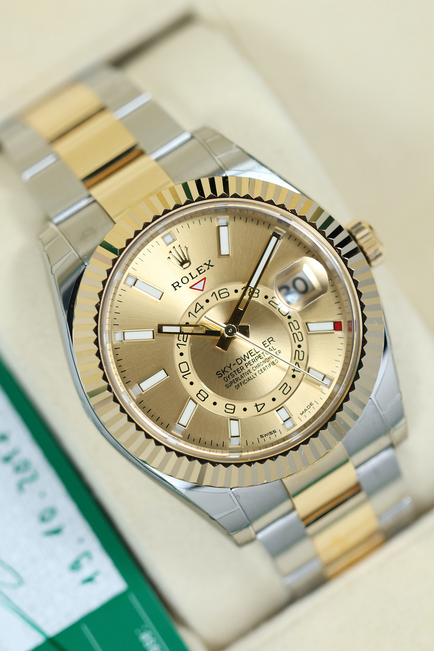 Часы Rolex  Sky-Dweller Steel Gold Champagne Dial  326933
