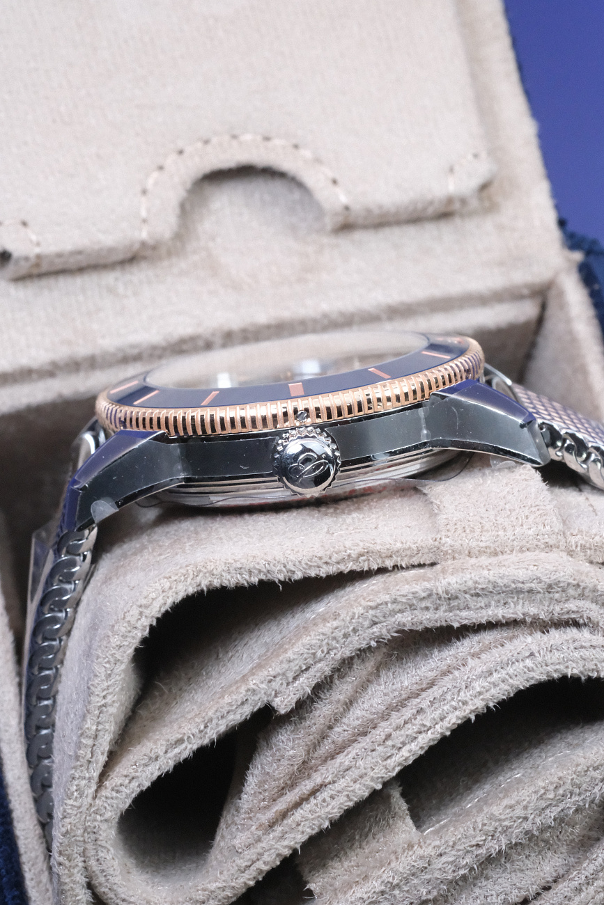 Часы Breitling  Superocean Heritage Automatic B20 42  UB2010161C1A1