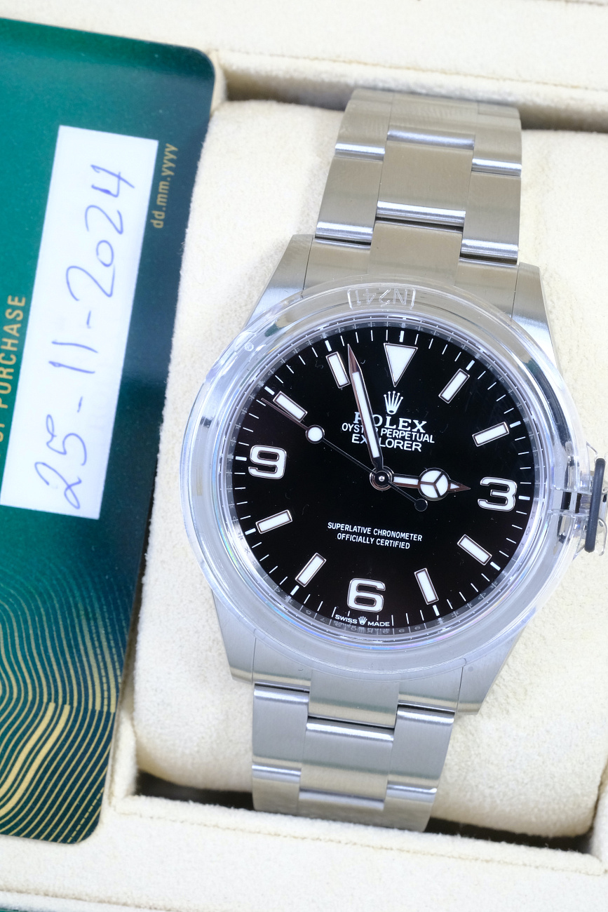 Часы Rolex  Explorer 40Mm  224270-0001