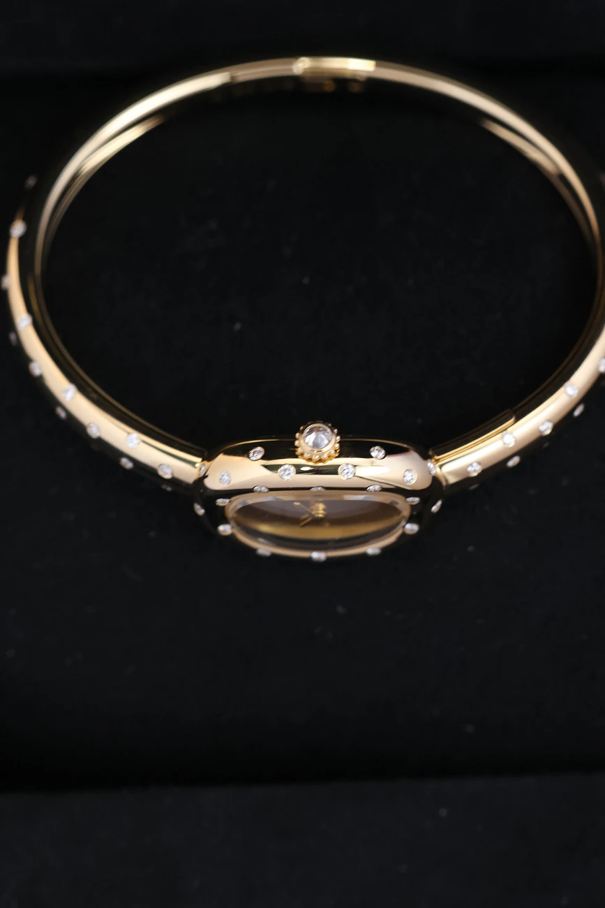 Часы Cartier  Baignoire Yellow Gold and Diamonds 16  WJBA0064