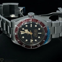 Часы Tudor  Black Bay "State Of Qatar"  79230R
