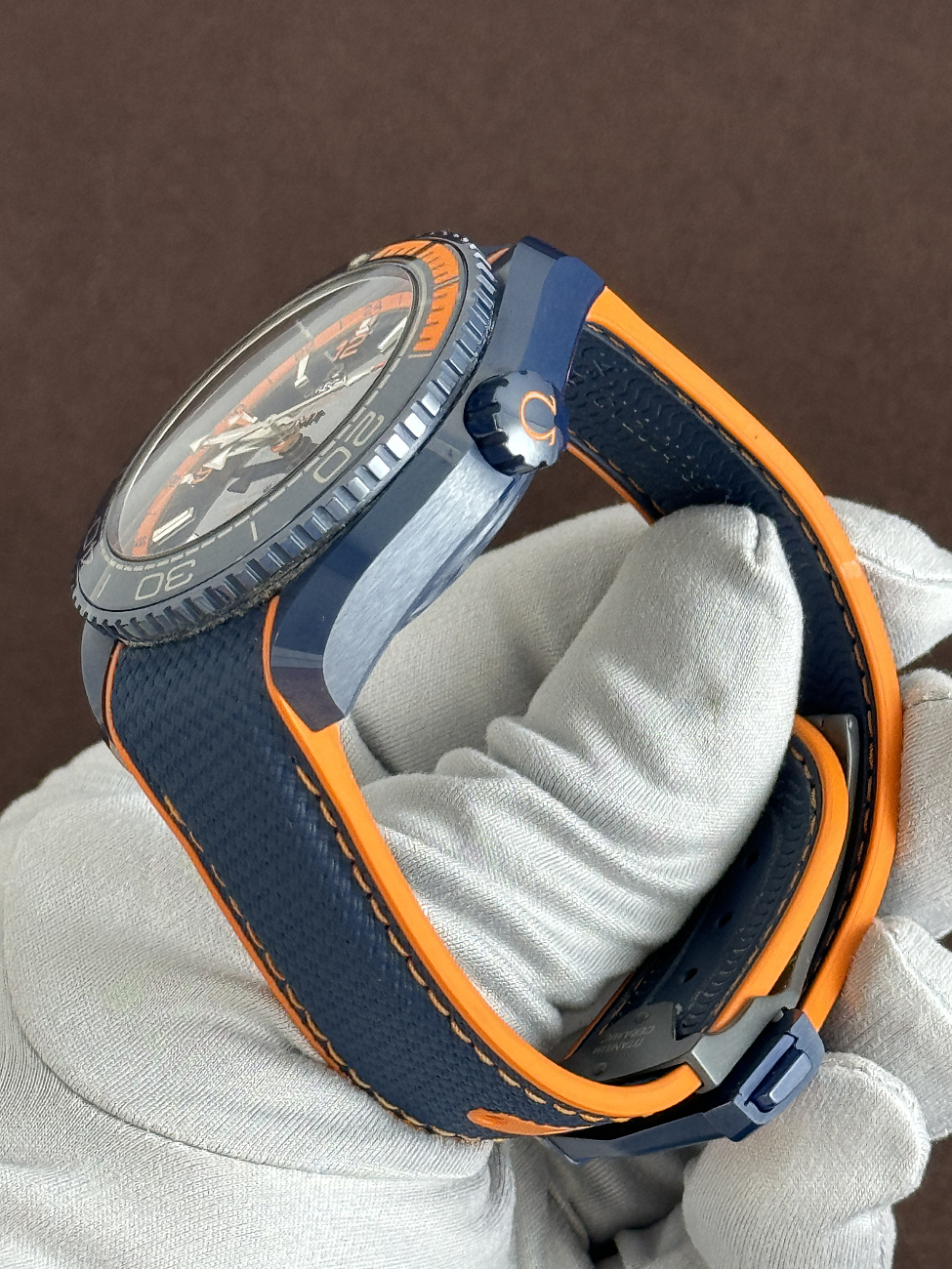 Часы Omega  Seamaster Planet Ocean 600M Co-Axial Master Chronometer 43.5 Mm Automatic Big Blue Ceramic  215.92.46.22.03.001