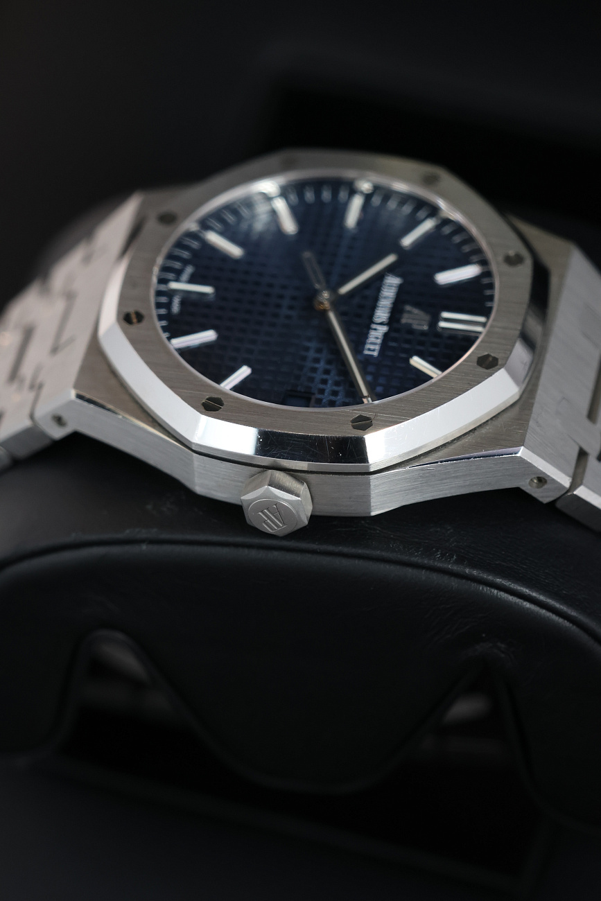 Часы Audemars Piguet  Royal Oak Selfwinding Blue 41 Mm  15500ST.OO.1220ST.01