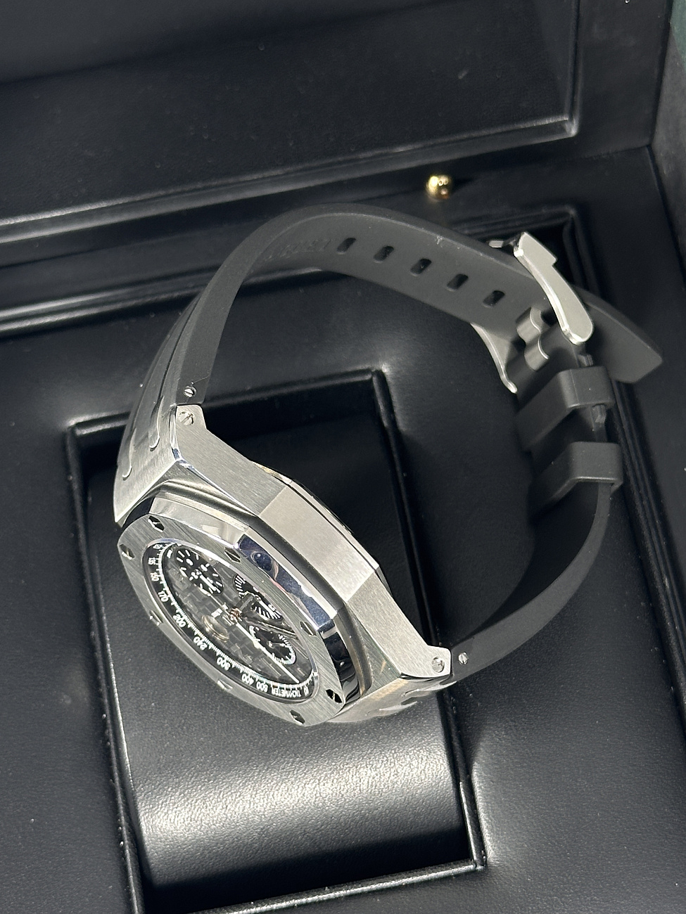 Часы Audemars Piguet  Royal Oak Offshore Chronograph Grey  26470ST.OO.A104CR.01