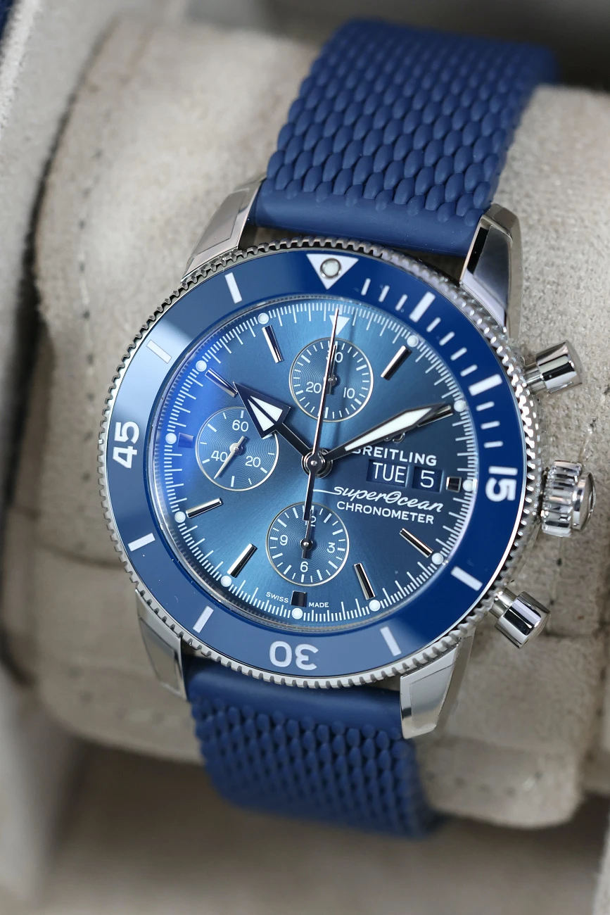 Часы Breitling  Superocean Heritage Chronograph 44  A13313161C1S1