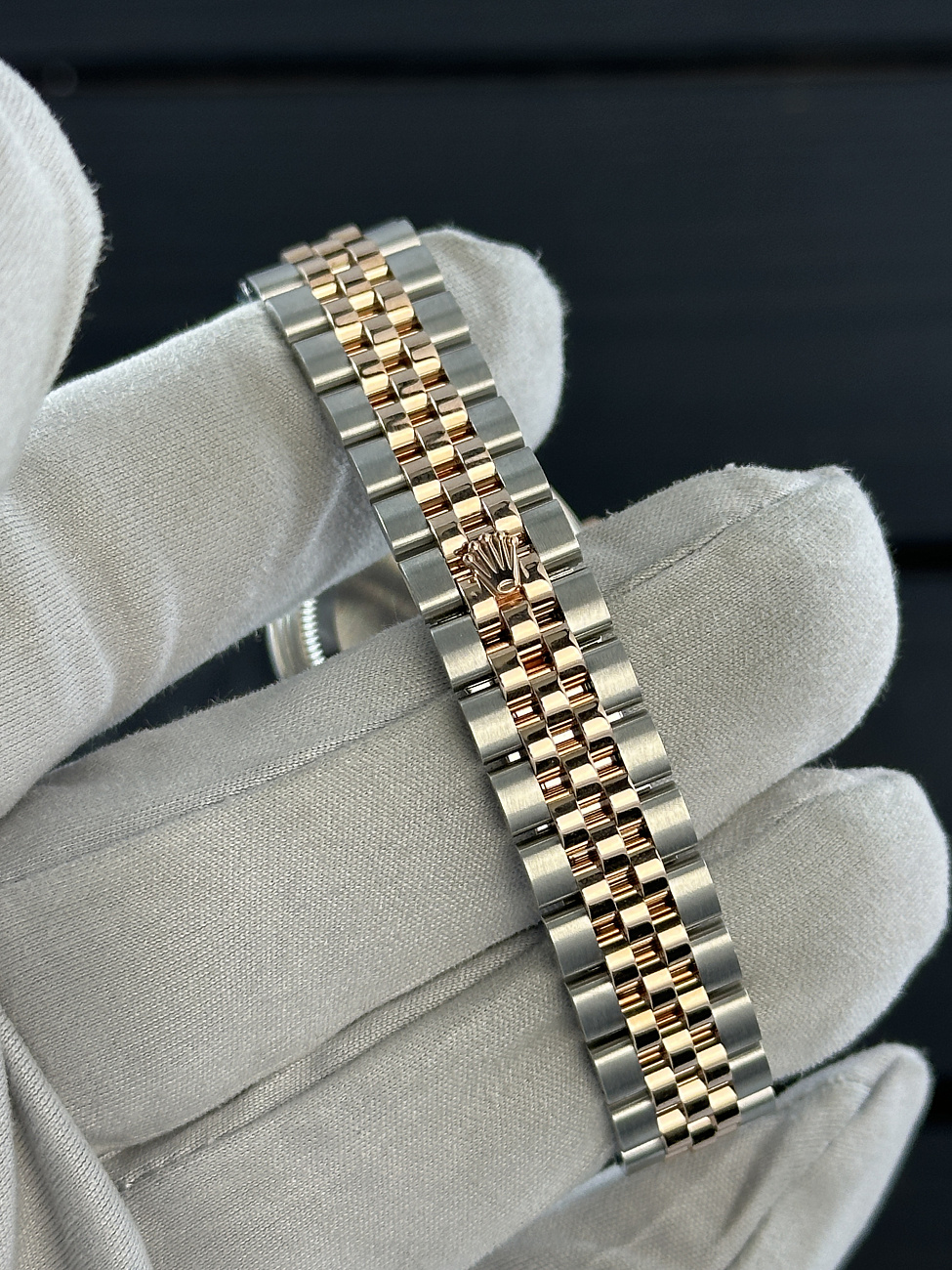 Часы Rolex  Lady-Datejust 28Mm Purple Dial Diamonds  279381RBR