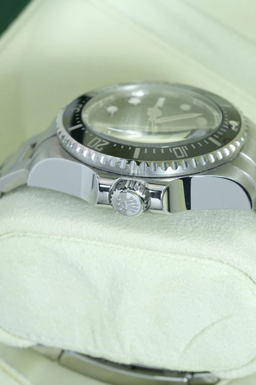 Часы Rolex  Sea Dweller 44Mm Deepsea  116660