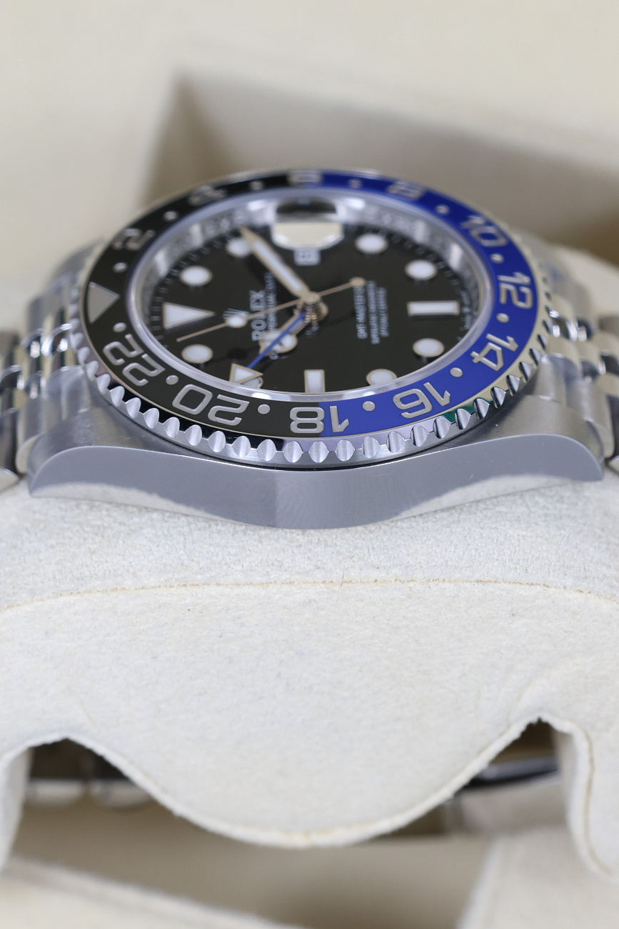 Часы Rolex  Gmt-Master Ii Batman  126710 BLNR