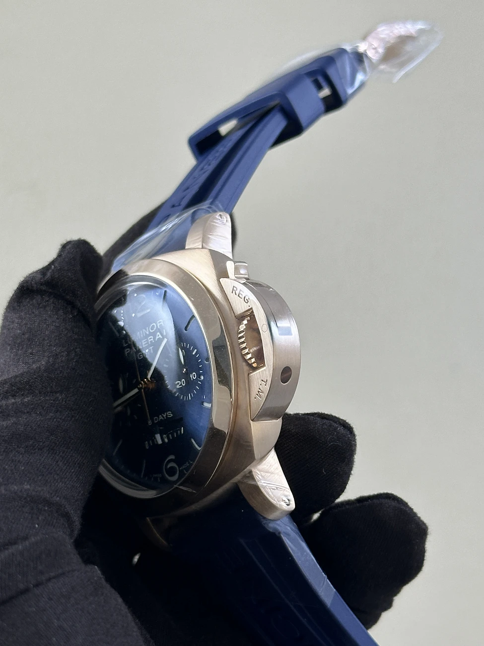 Часы Panerai  Luminor 1950 8 Days Chrono Monopulsante Gmt Pink Gold - 44 Мм Limited Edition  PAM00277