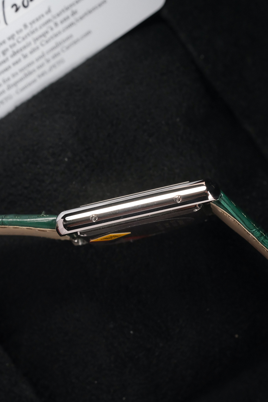 Часы Cartier  Tank Must De Cartier Green  WSTA0115