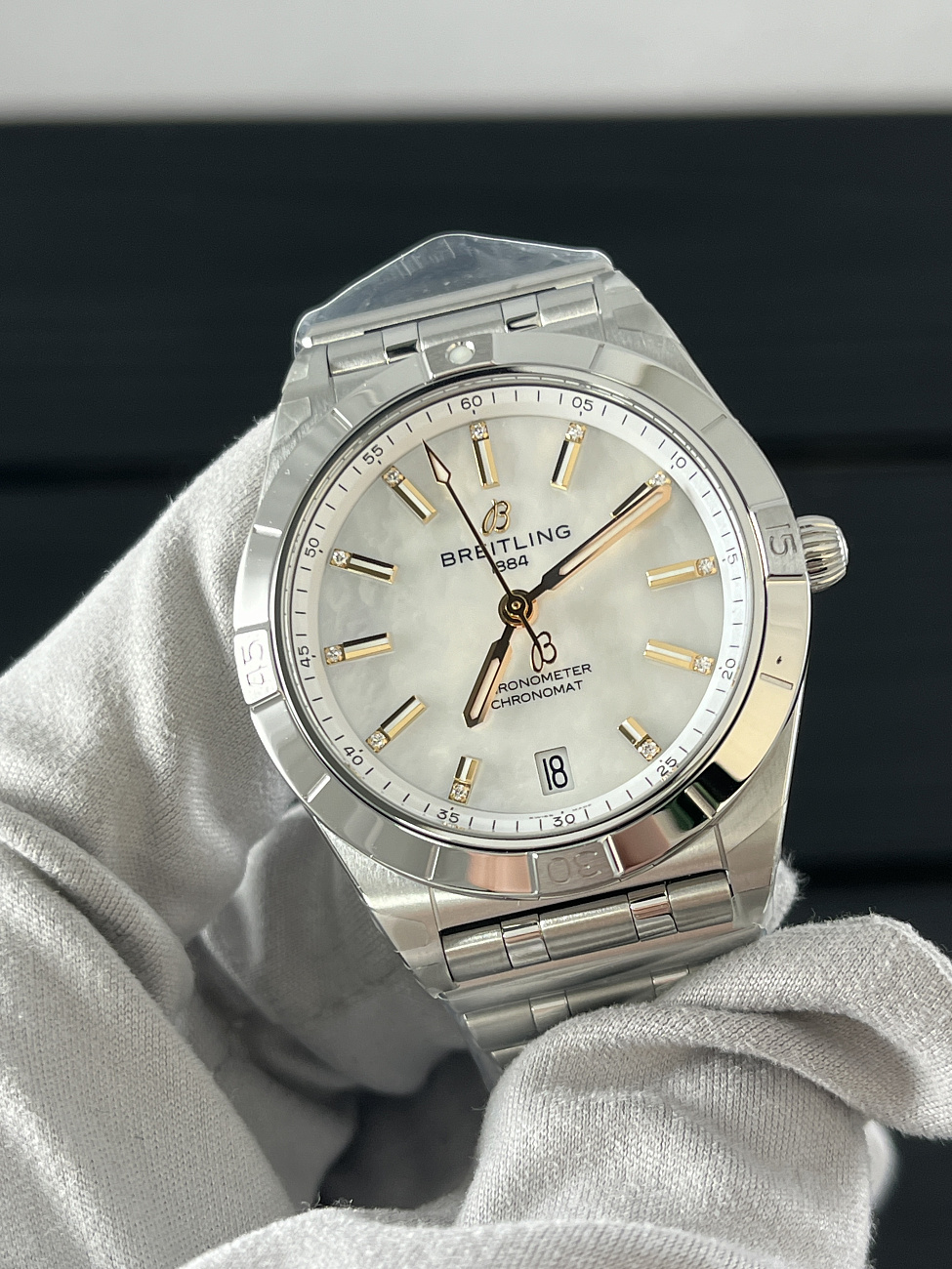 Часы Breitling  Chronomat Automatic 36Mm  A10380101A4A1