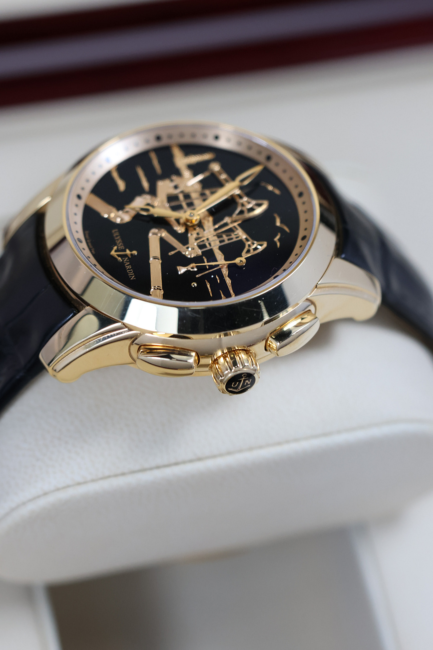 Часы Ulysse N  Hourstriker Oil Pump Rose Gold  6106-131/E2-OIL