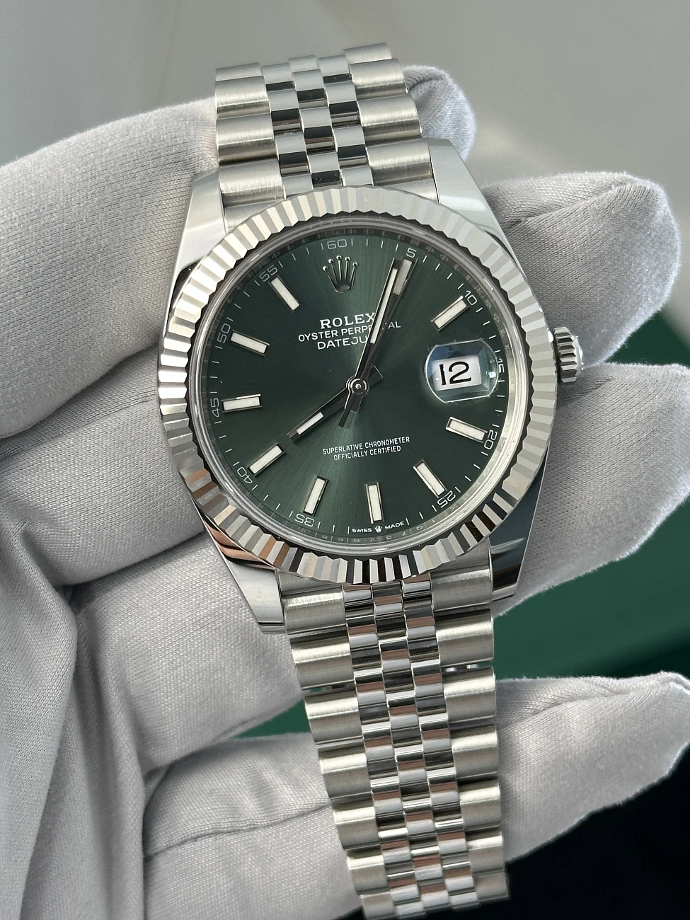 Часы Rolex  - Datejust 41Mm Mint Green 2023  126334-0028