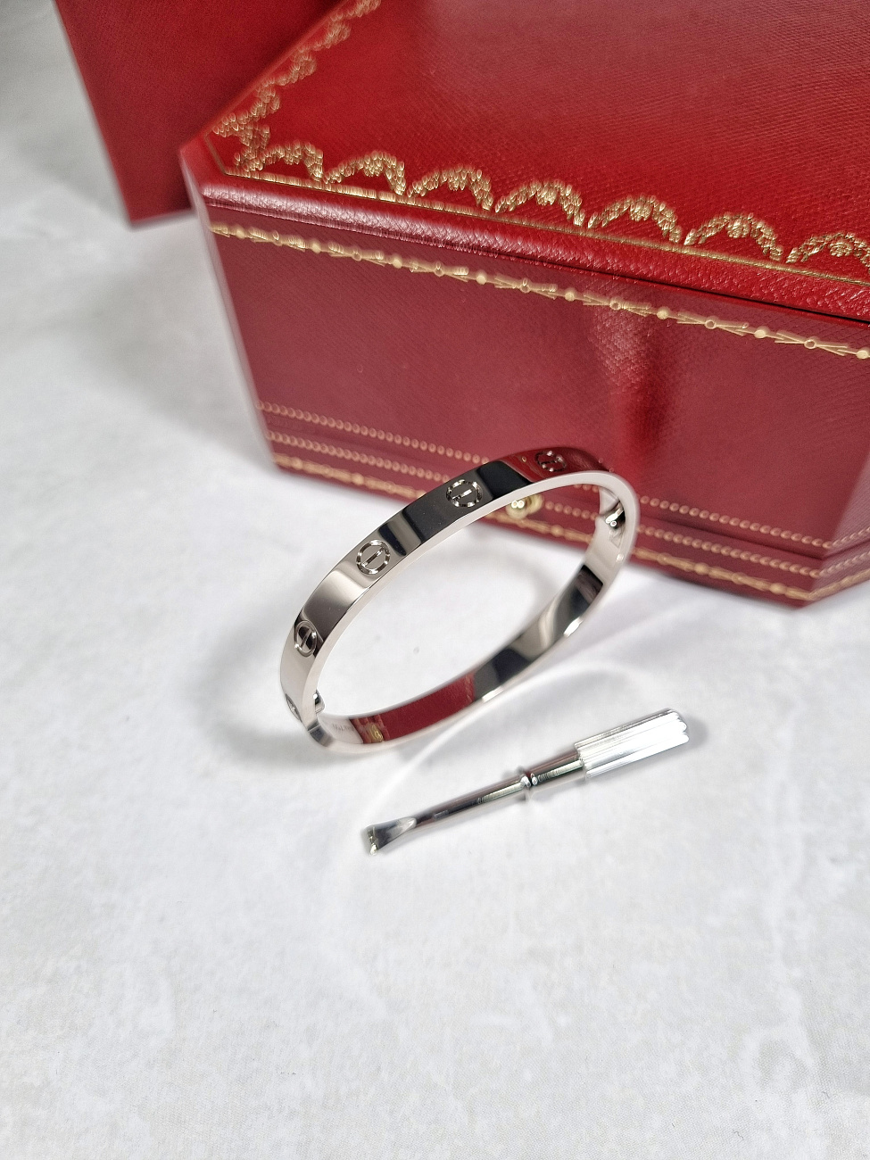 Украшение Cartier  Браслет Love Bracelet B6067617  B6067617 
