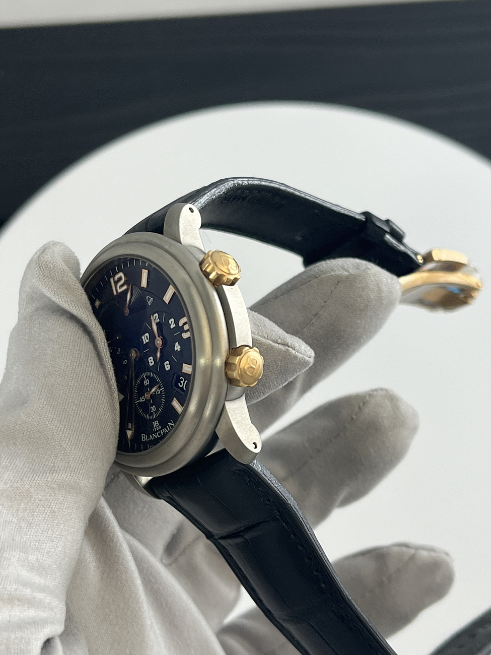 Часы Blancpain  Reveil Alarm Gmt New  2041-12A30-64B