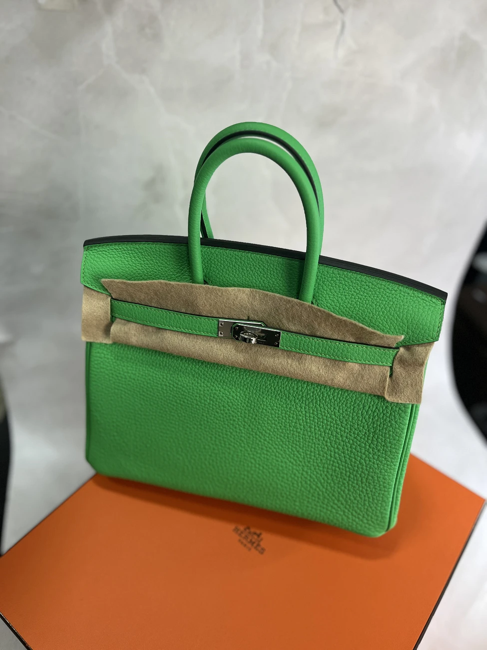 Часы Hermes  Birkin 25 Veau Togo Vert Comics  