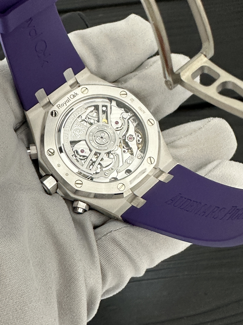 Часы Audemars Piguet  Royal Oak Selfwinding Chronograph White Gold  26240BC.OO.1320BC.01