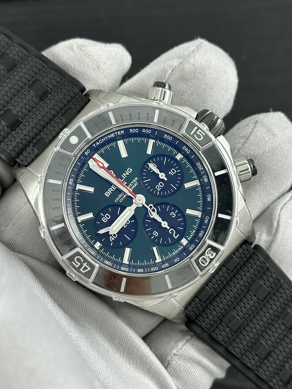 Часы Breitling  Super Chronomat B01 44  AB0136251L1S1