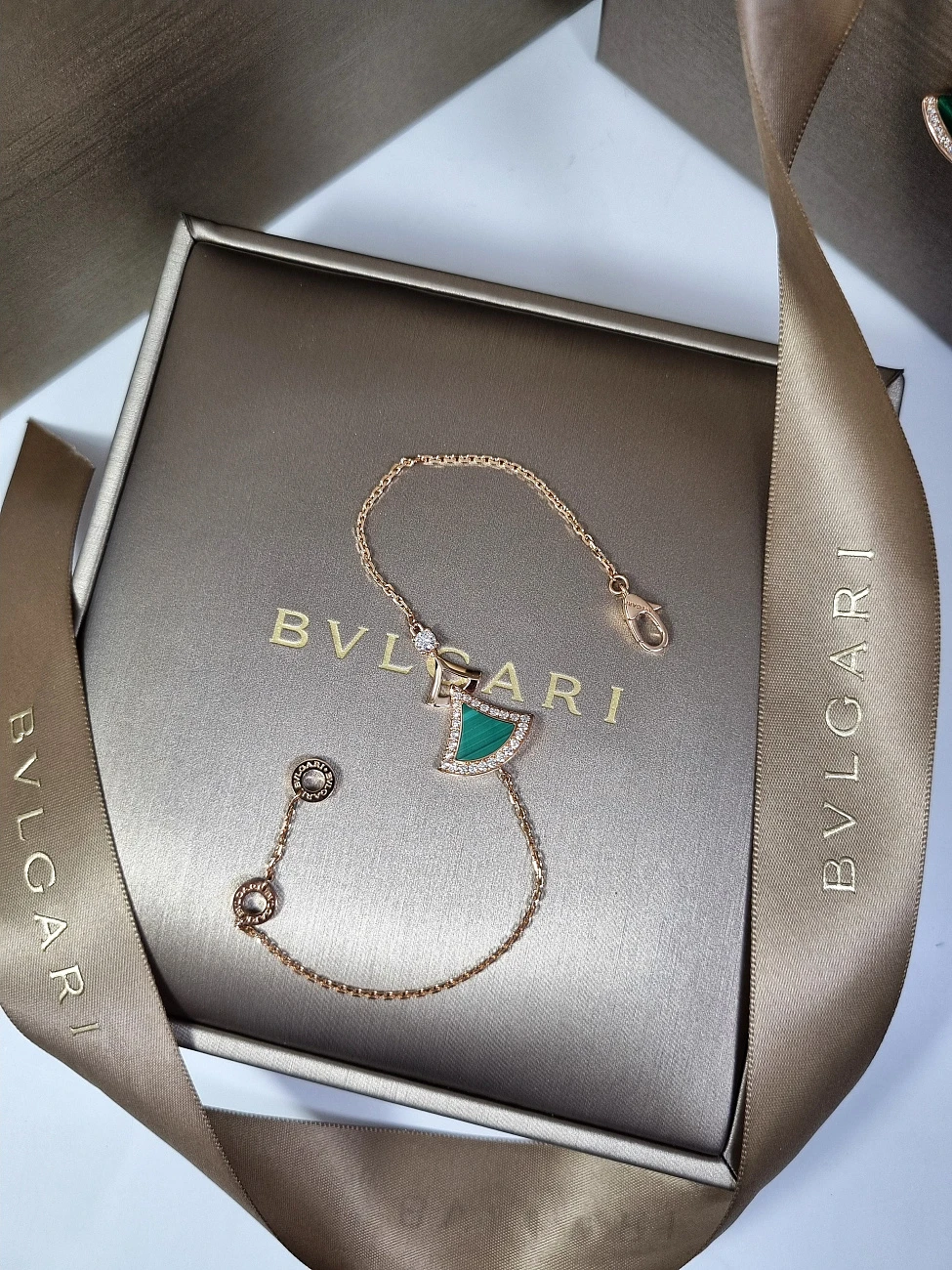 Украшение Bvlgari  Divas’ Dream Bracelet  358891 