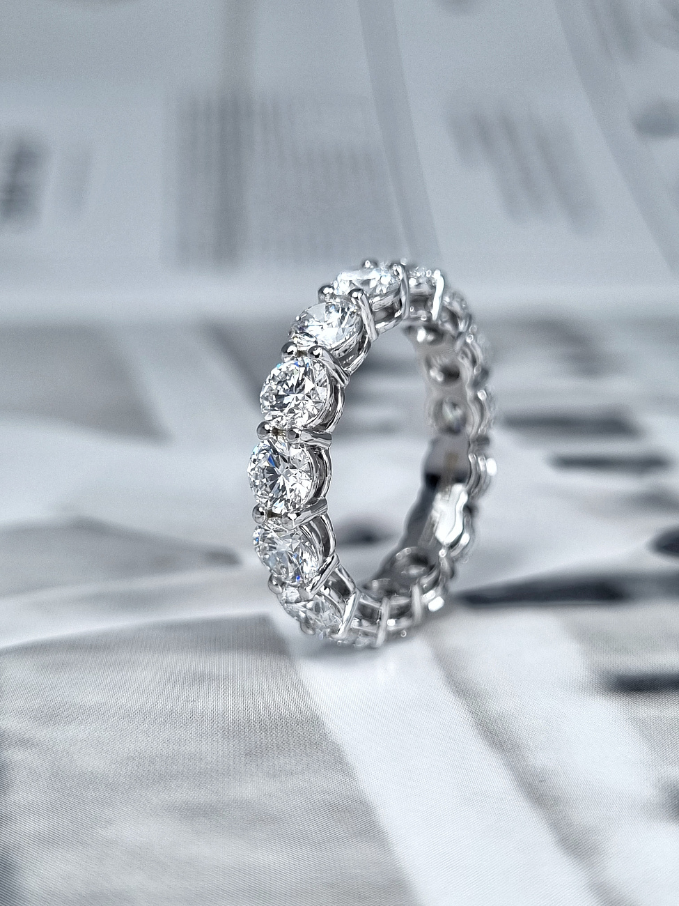 Украшение GIA  Eternity Ring 4,5 ct. D/VVS1 (3 Excellent, NONE)   