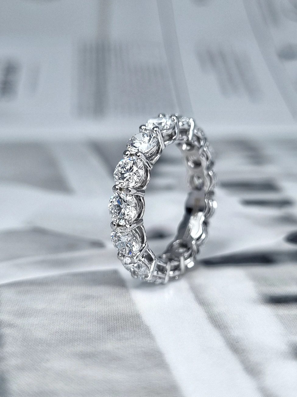 Украшение GIA  Eternity Ring 4,5 ct. D/VVS1 (3 Excellent, NONE)   