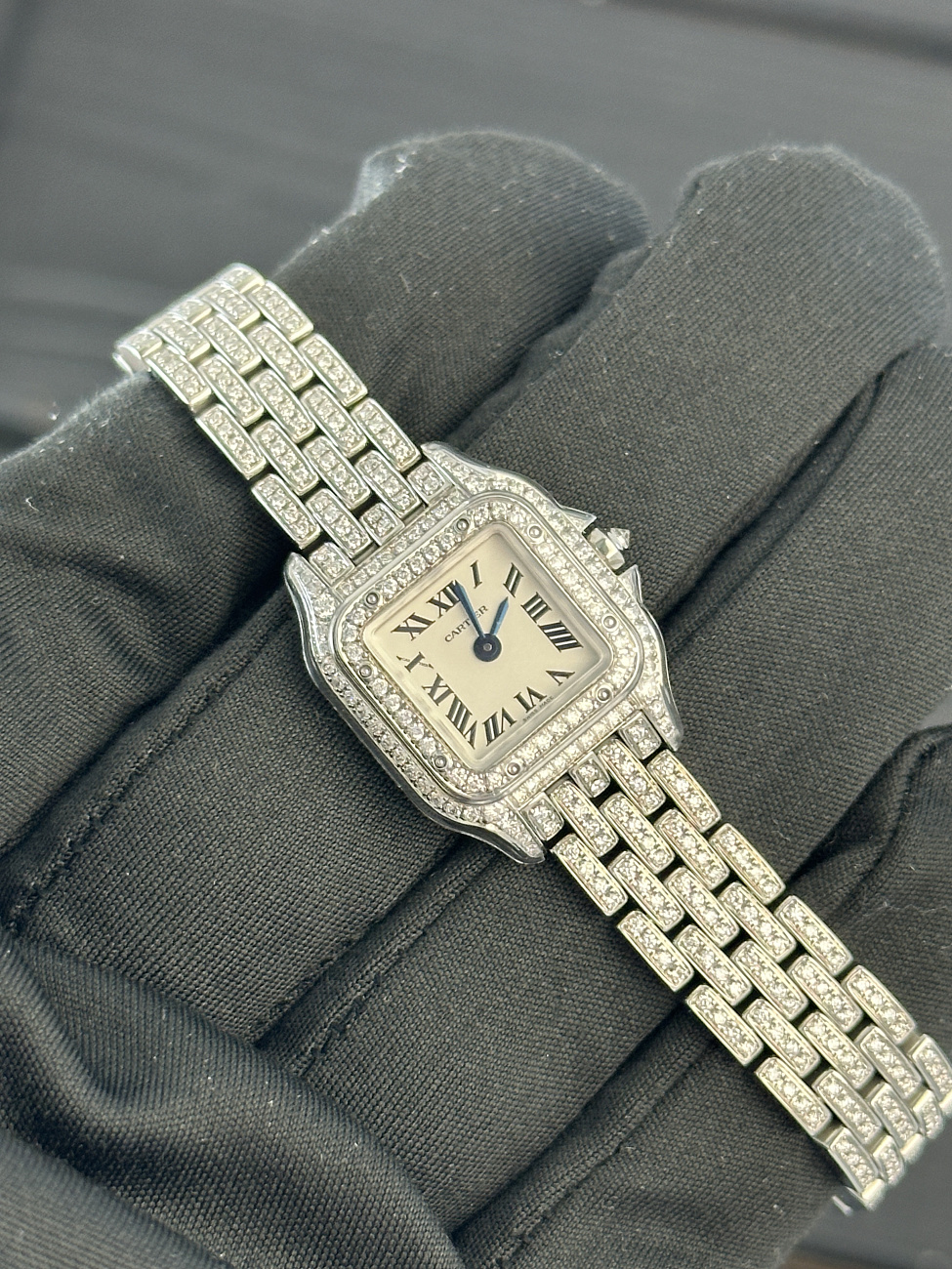 Cartier в наличии в Москве в &quot;Мануфактуре&quot;! 