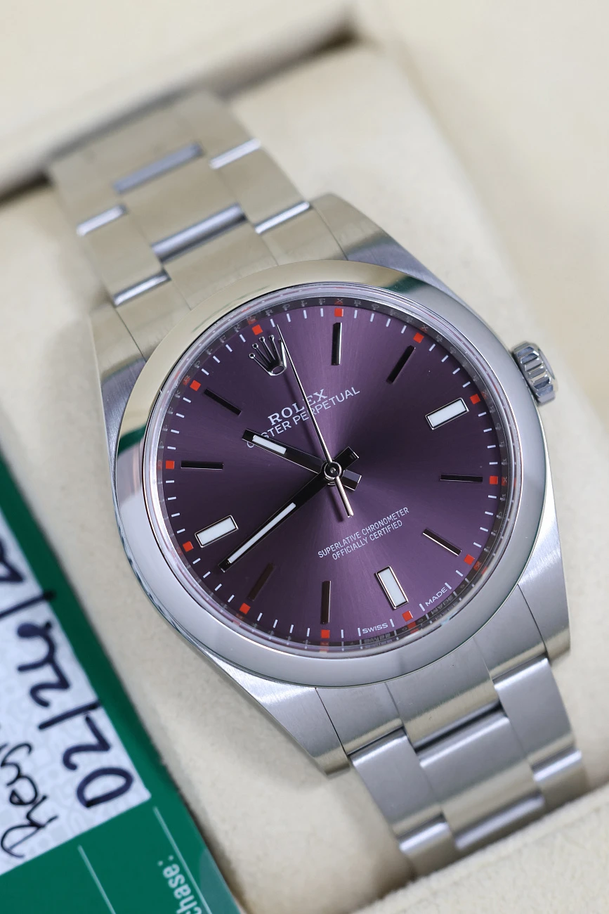 Часы Rolex  Oyster Perpetual 39Mm  114300