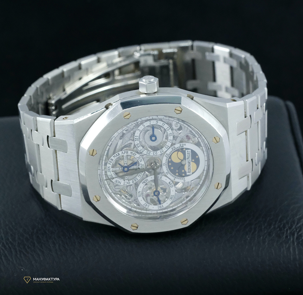 Часы Audemars Piguet  Royal Oak Perpetual Calendar 39Mm  25829ST.00.0944ST.01