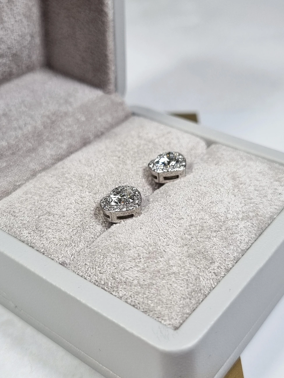 Украшение GIA  Серьги 0,73/0,74 Ct. H/Vs   