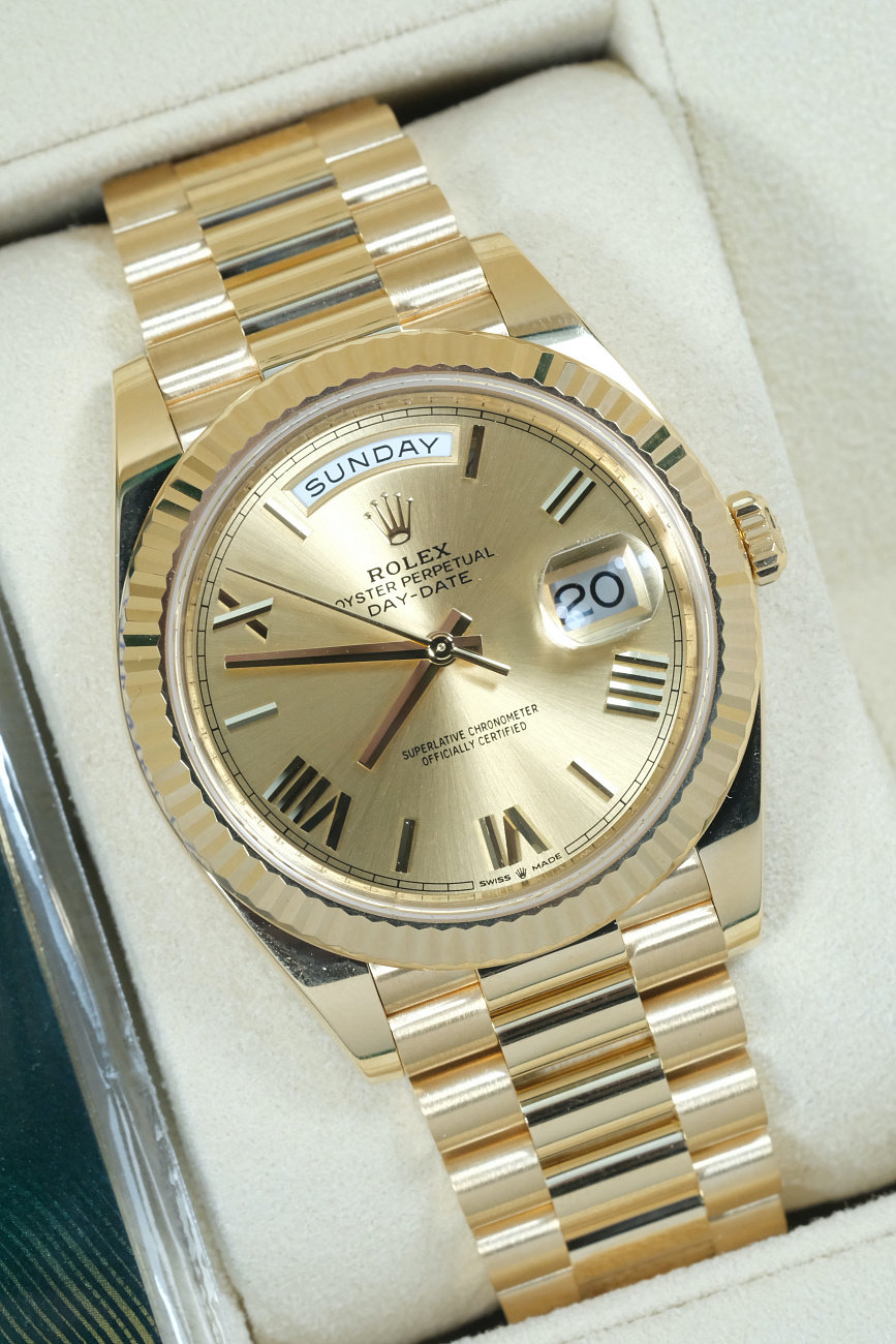 Часы Rolex  Day Date 40Mm Yellow Gold New Champagne Dial  228238