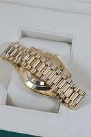 Часы Rolex  Day Date 40Mm Yellow Gold  228238