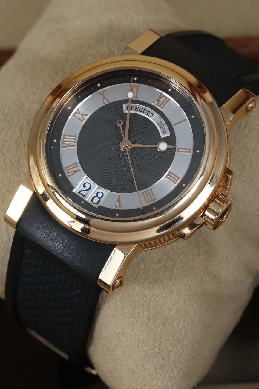 Часы Breguet  Marine Big Date Rose Gold  5817BR/Z2/5V8