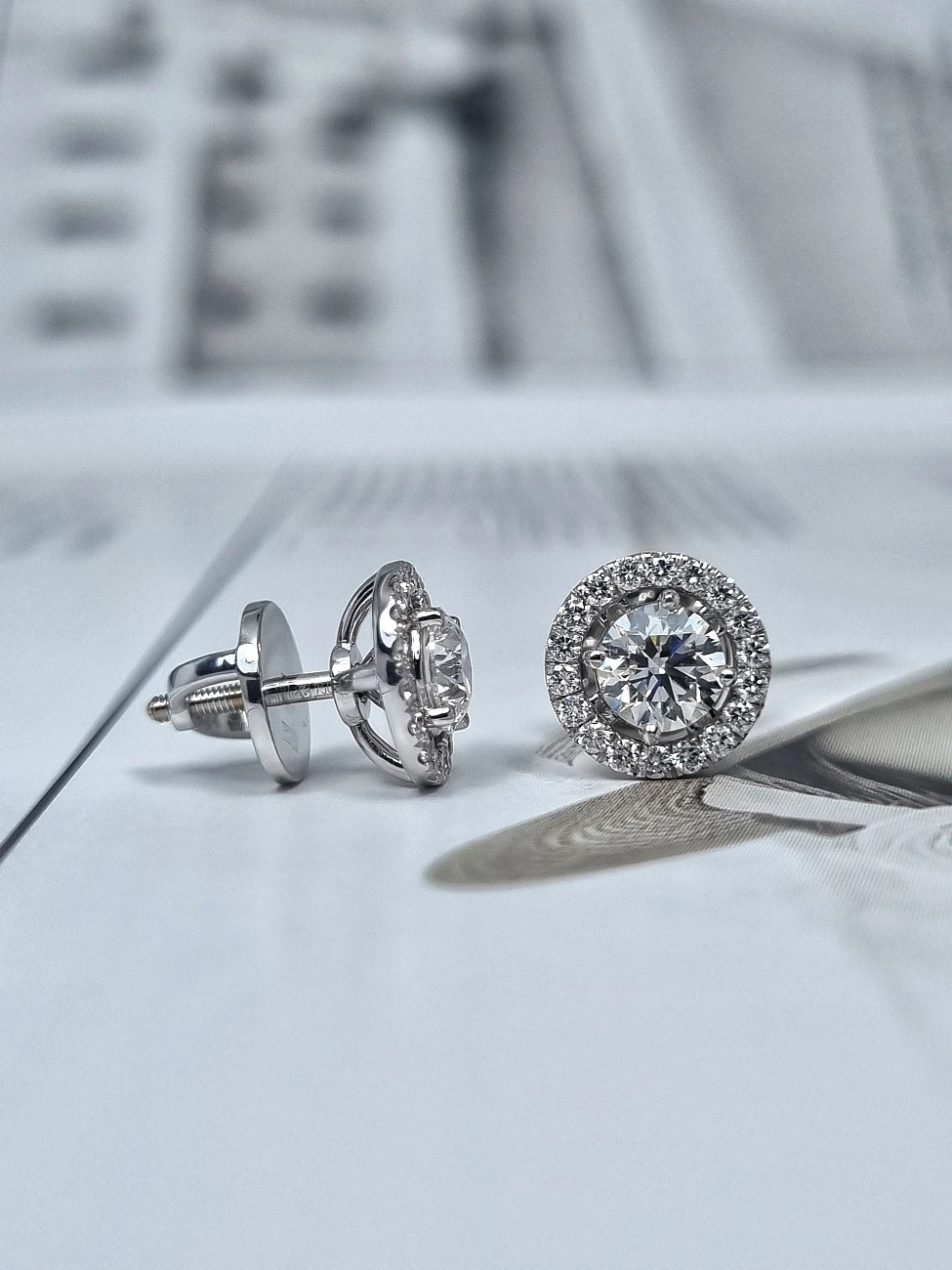 Украшение GIA  Серьги с бриллиантами 0,50/0,50 ct. D/VVS1 (3 Excellent)   