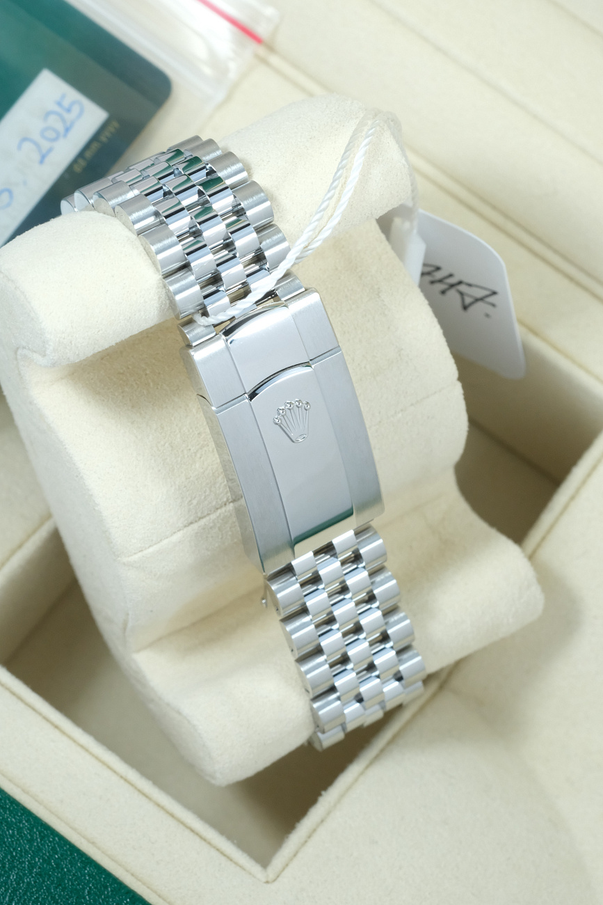 Часы Rolex  Datejust 36Mm Steel & White Gold Mint Green Dial  126234-0051