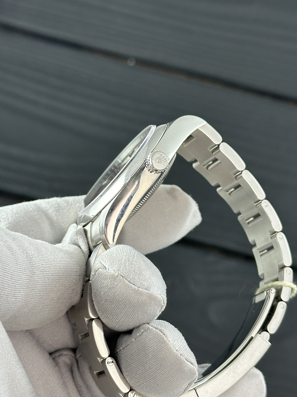 Часы Rolex  Oyster Perpetual 39Mm  114300