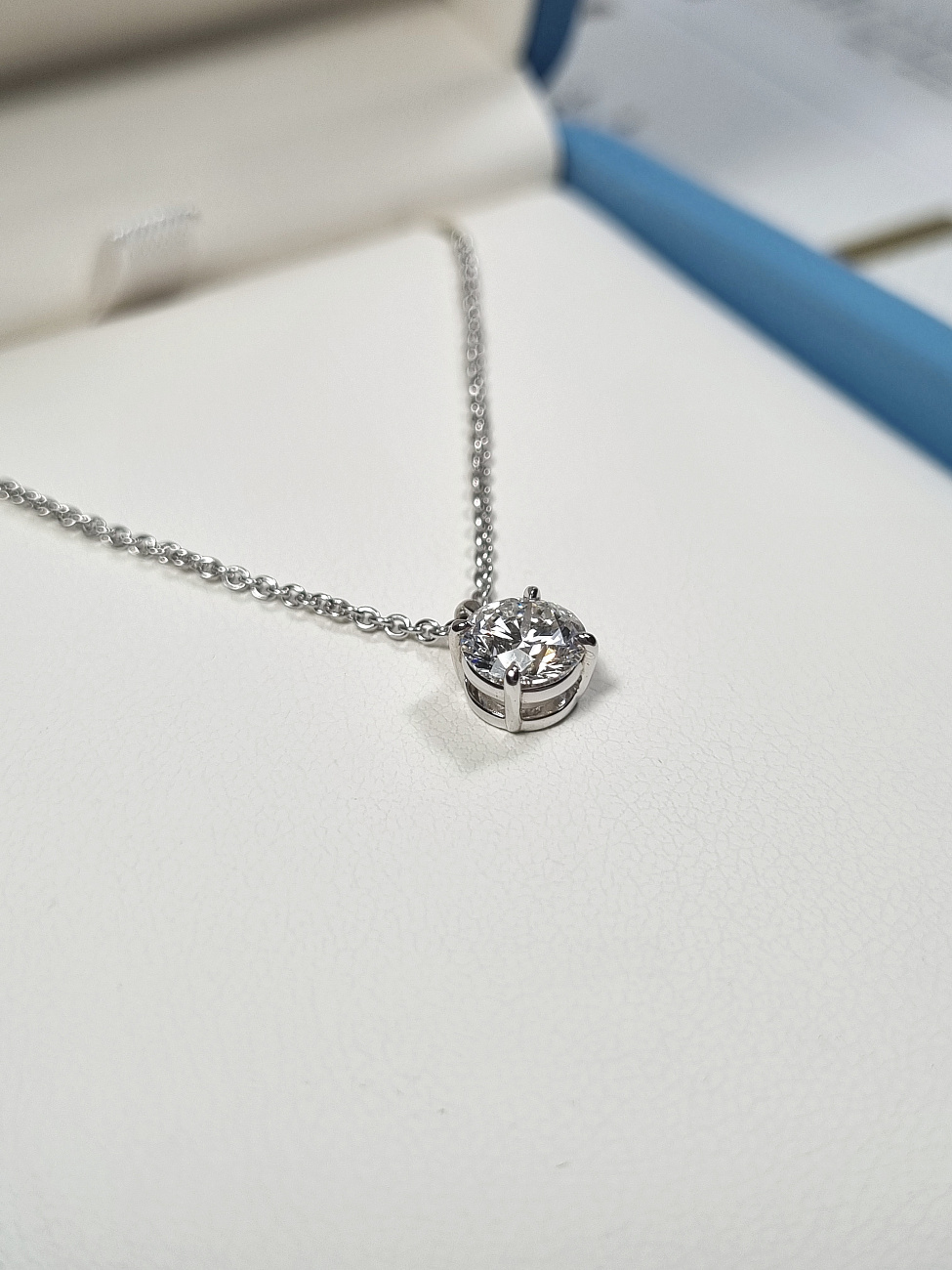 Украшение NO NAME  Подвеска 1,04 Ct. E/Vs1 (3 Excellent)   