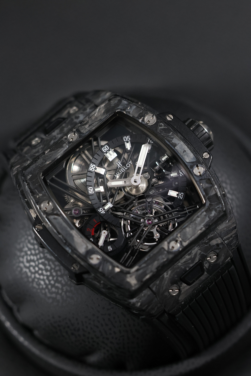 Часы Hublot  HUBLOT Spirit of Big Bang Tourbillon Carbon Black  645.QN.1117.RX