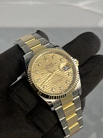Часы Rolex  Datejust Champagne Fluted Motif Dial And Diamonds  126233